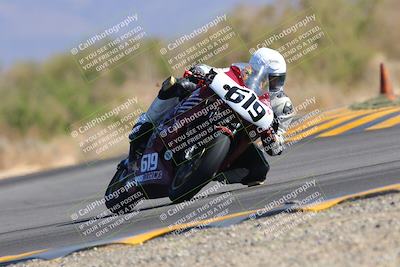 media/Nov-06-2022-SoCal Trackdays (Sun) [[208d2ccc26]]/Turn 7 Set 2 (1050am)/